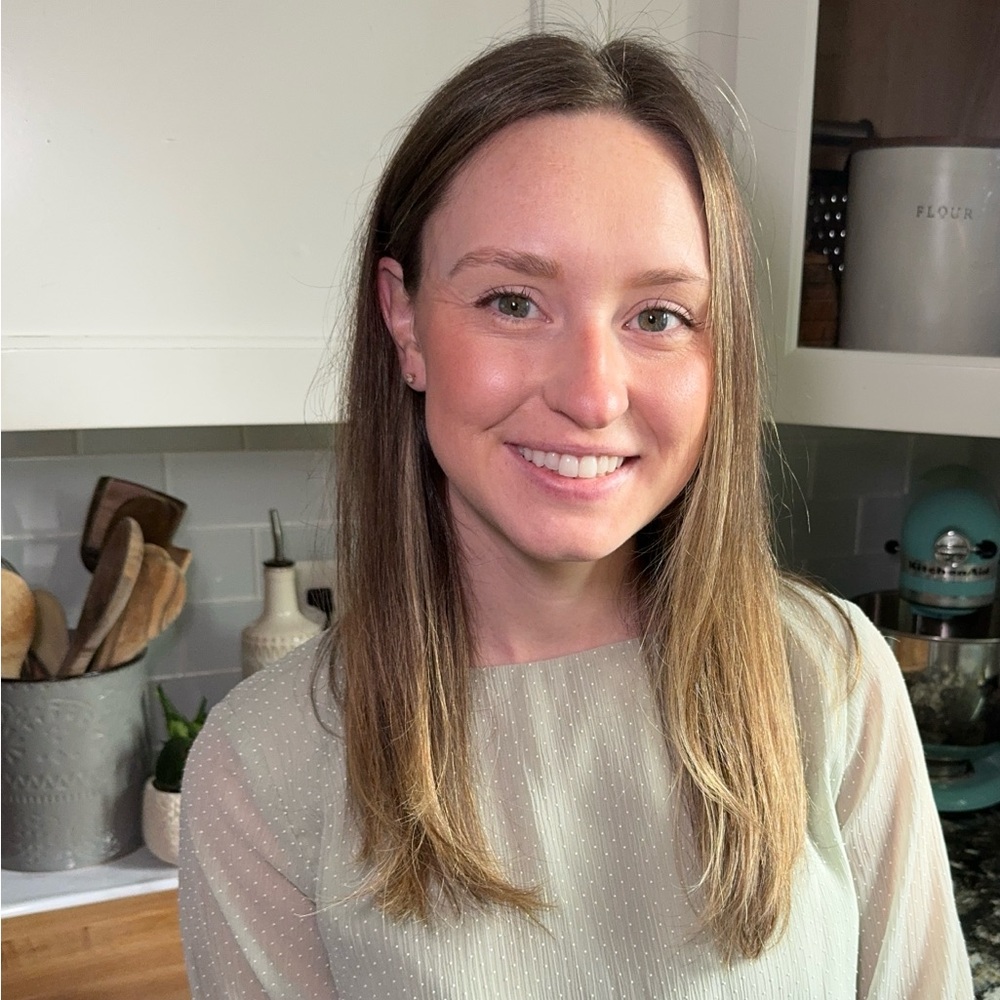 Meet your Posher, Cacaroline